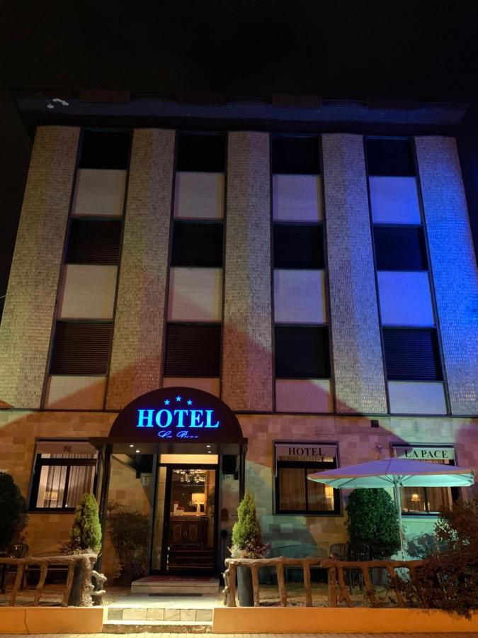 Hotel La Pace Сан-Мауро-Торинезе Экстерьер фото